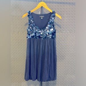 TWENTY ONE Navy Blue Sleeveless Sequined Bubble Top Size M